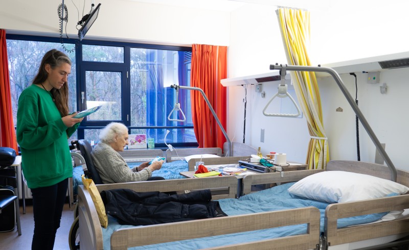 Tempat Tidur Bariatrik