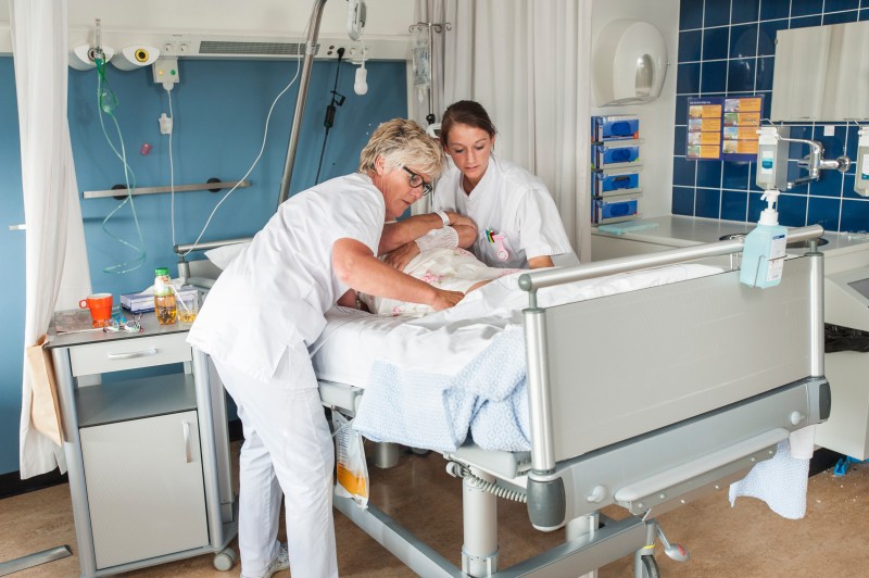 Jenis Tempat Tidur Rumah Sakit