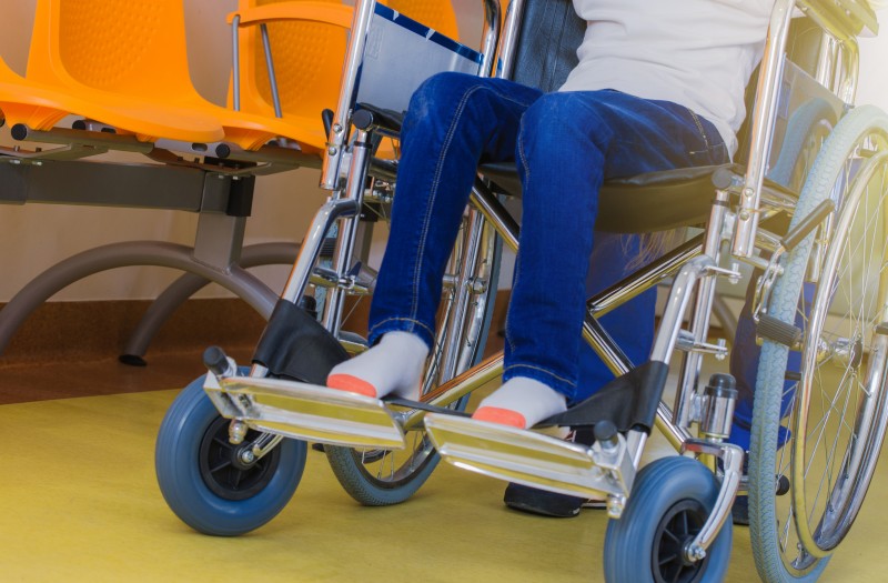 salokāms ratiņkrēsls