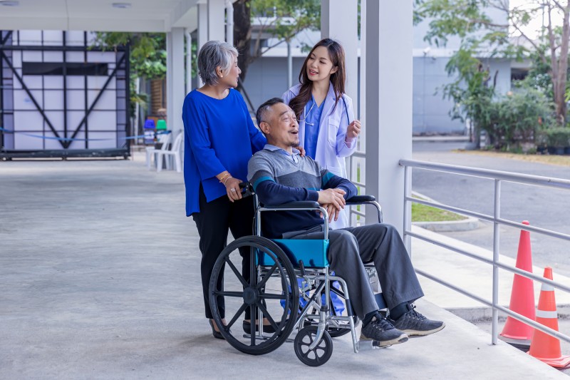 Kursi Roda Medis Keling